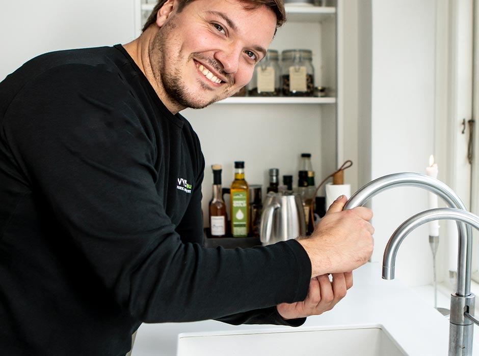 Bestil montering af køkkenarmatur hos VVSPlus Bestil montering af køkkenarmatur hos VVSPlus